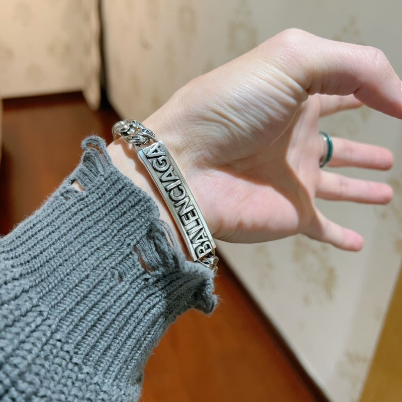 Ba1en*iaga bracelets